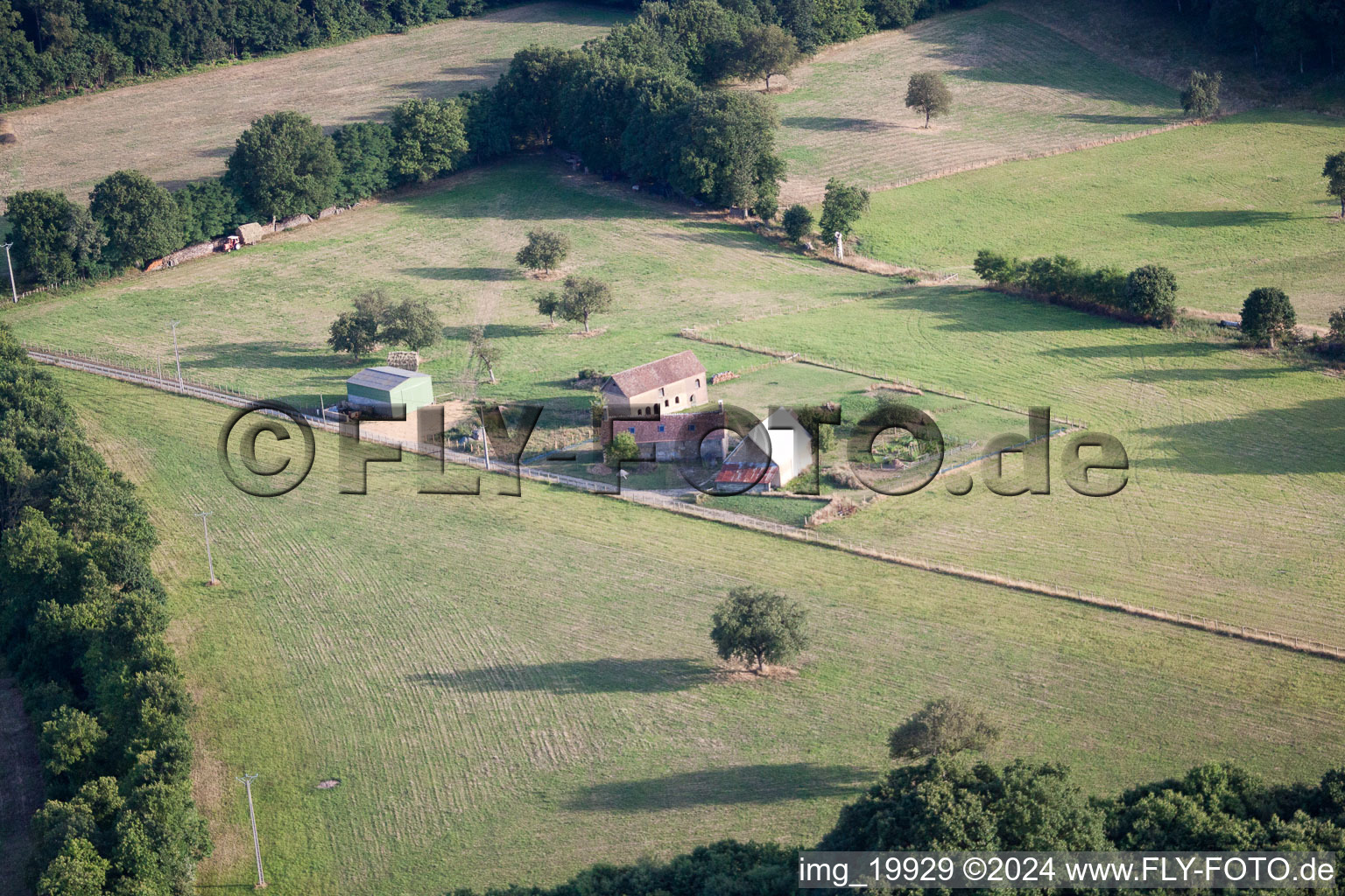 Dollon dans le département Sarthe, France depuis l'avion