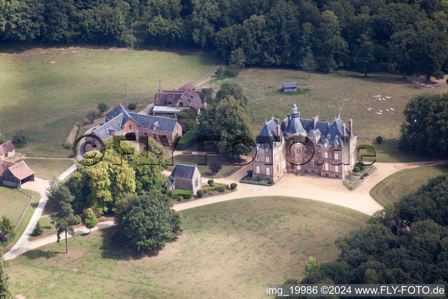 Vue aérienne de Vibraye dans le département Sarthe, France