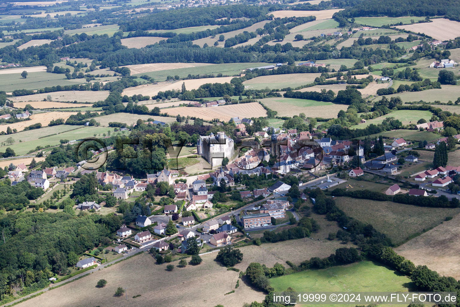 Vue aérienne de Montmirail dans le département Sarthe, France