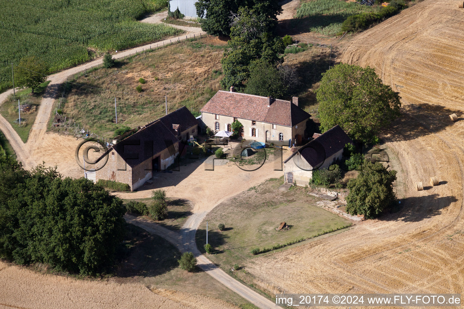 Coudrecieux dans le département Sarthe, France vue du ciel