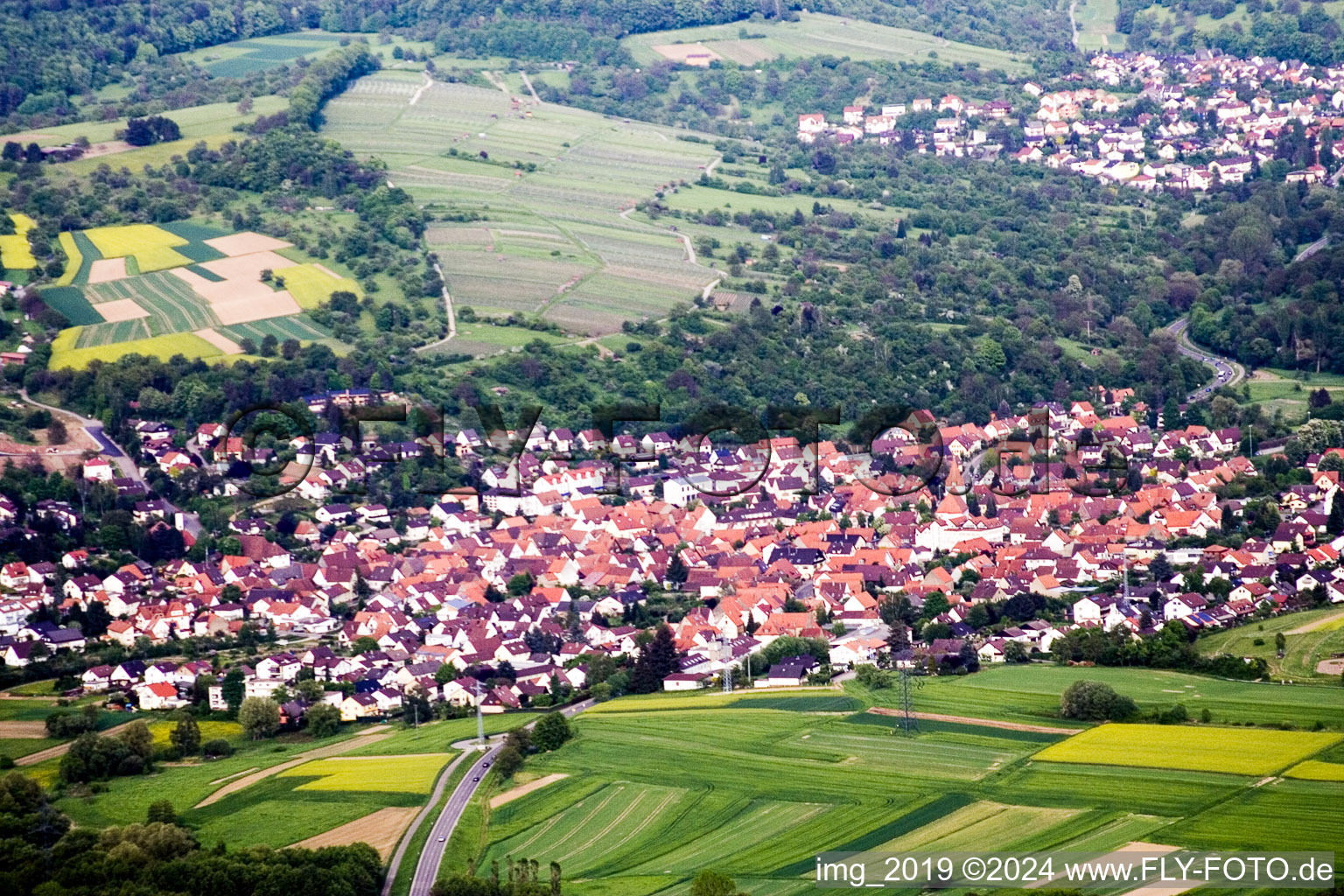 Photographie aérienne de Keltern dans le département Bade-Wurtemberg, Allemagne