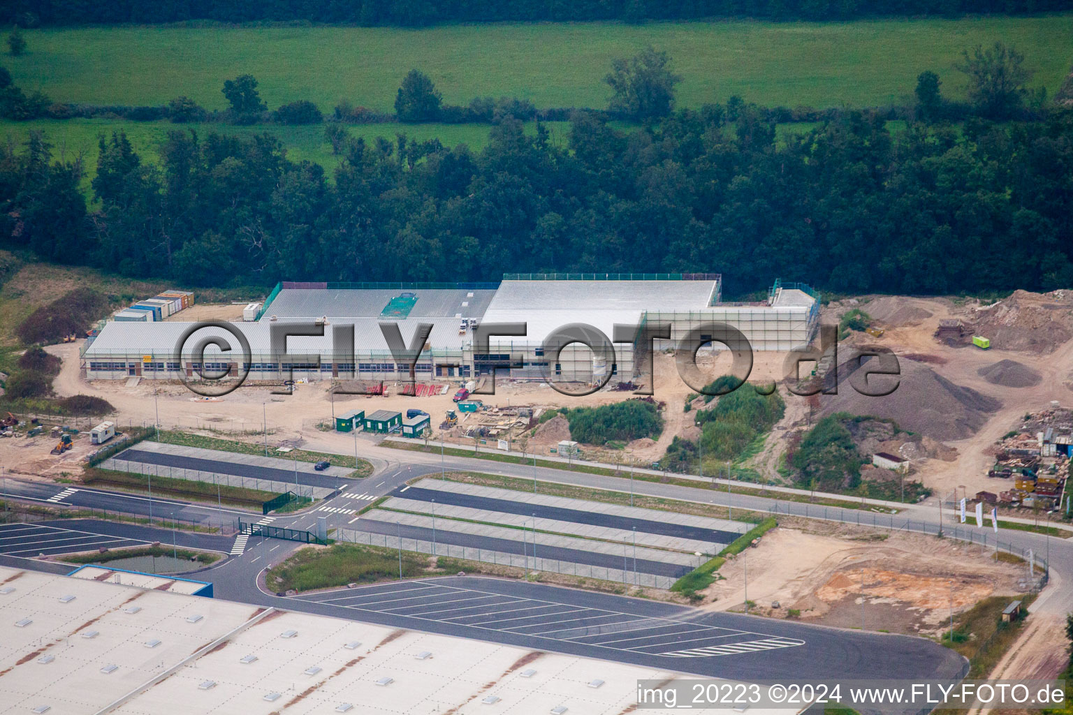 Vue oblique de Zone industrielle Horst, Alfa Aesar à le quartier Minderslachen in Kandel dans le département Rhénanie-Palatinat, Allemagne