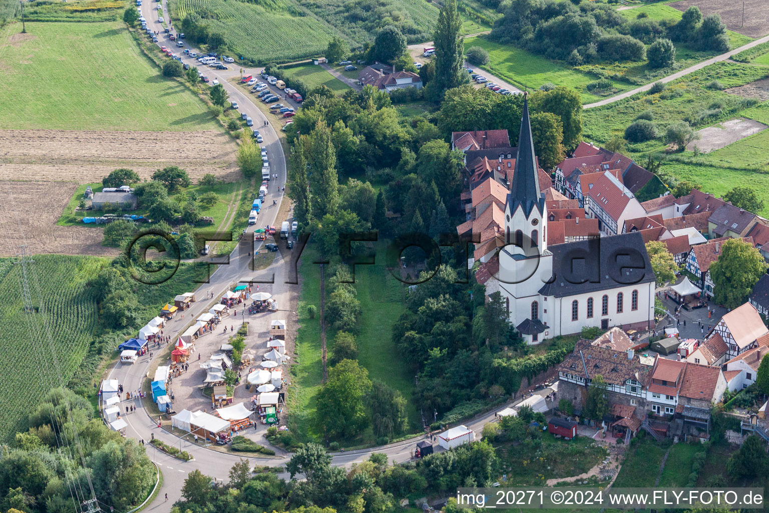 Jockgrim dans le département Rhénanie-Palatinat, Allemagne depuis l'avion