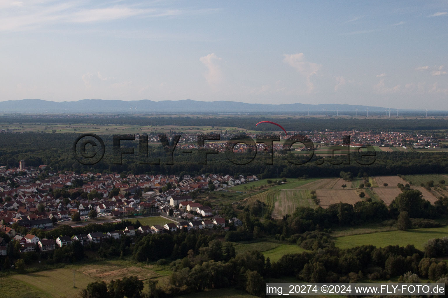 Vue d'oiseau de Jockgrim dans le département Rhénanie-Palatinat, Allemagne