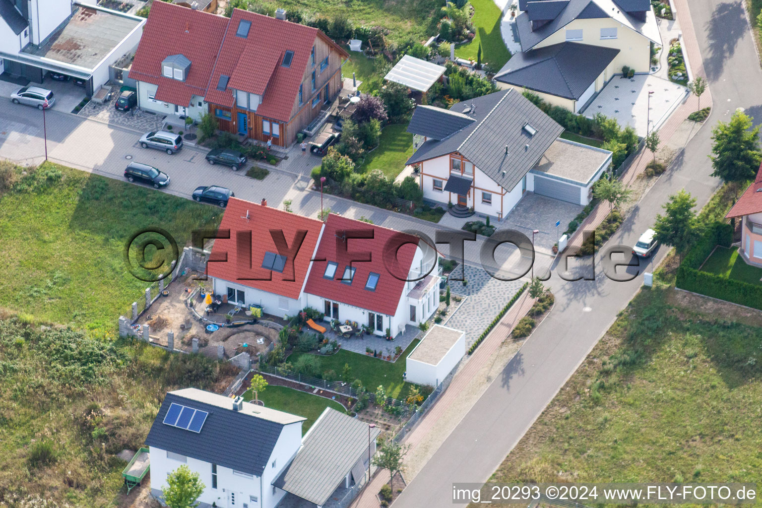 Rheinzabern dans le département Rhénanie-Palatinat, Allemagne vue du ciel