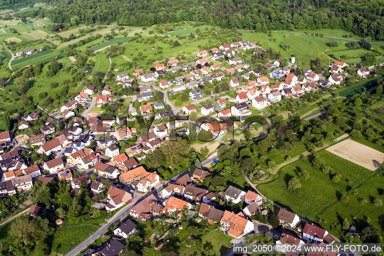 Quartier Gräfenhausen in Birkenfeld dans le département Bade-Wurtemberg, Allemagne vue du ciel