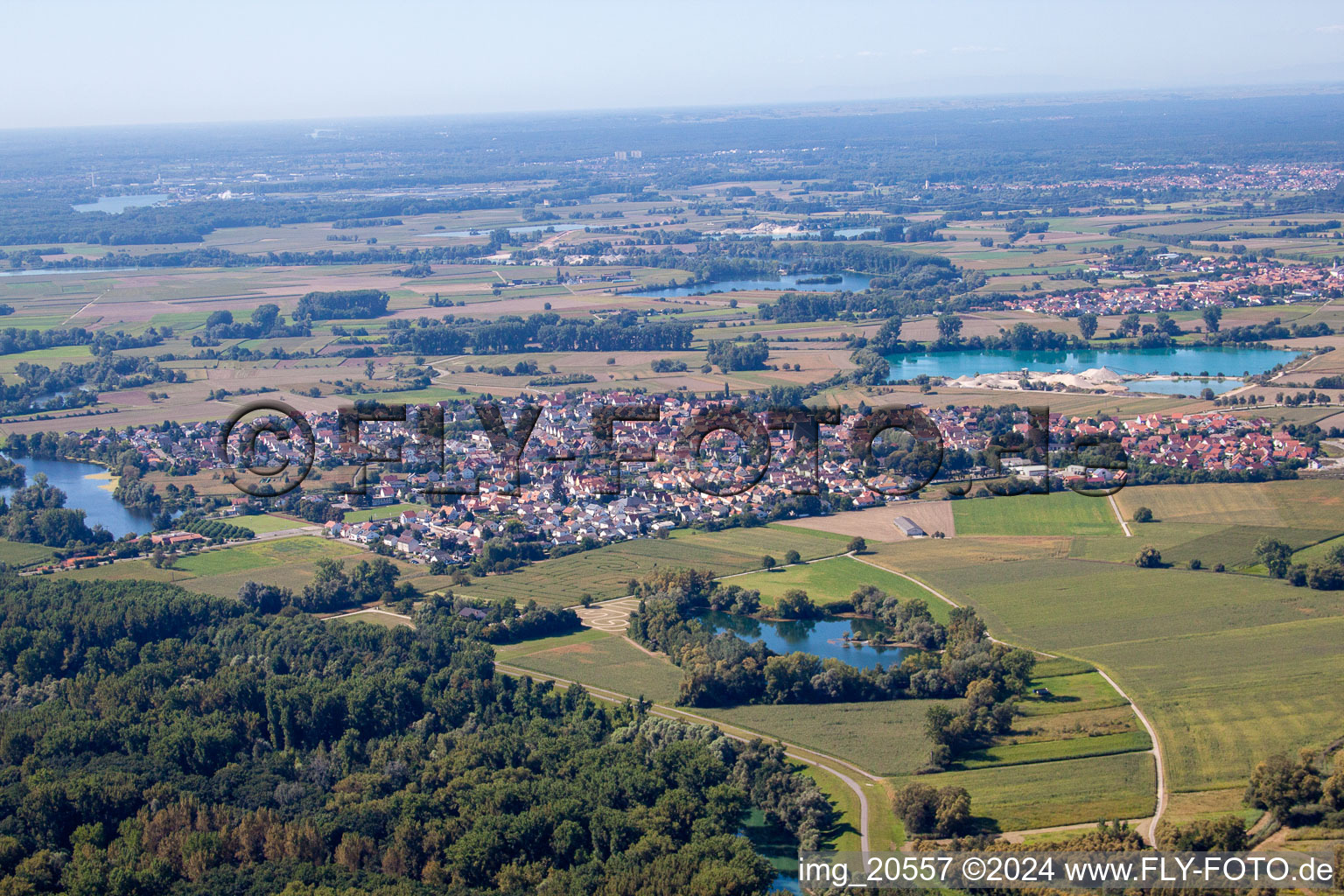 Leimersheim dans le département Rhénanie-Palatinat, Allemagne d'en haut