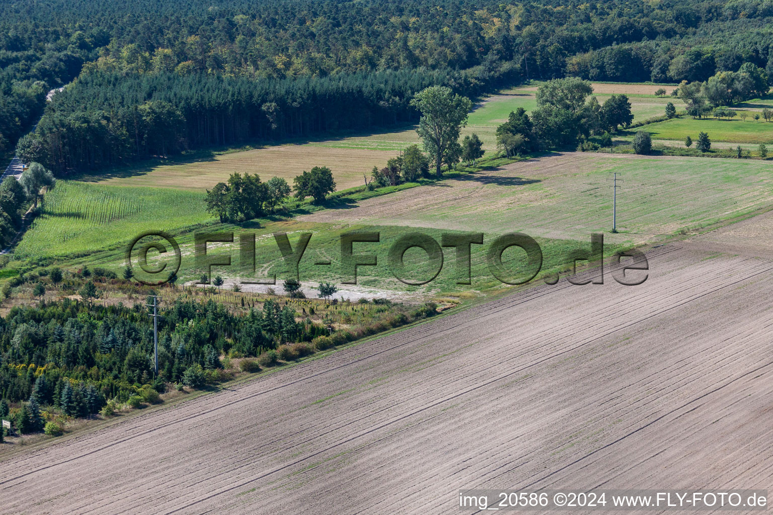 Vue aérienne de Point de départ à Hatzenbühl dans le département Rhénanie-Palatinat, Allemagne