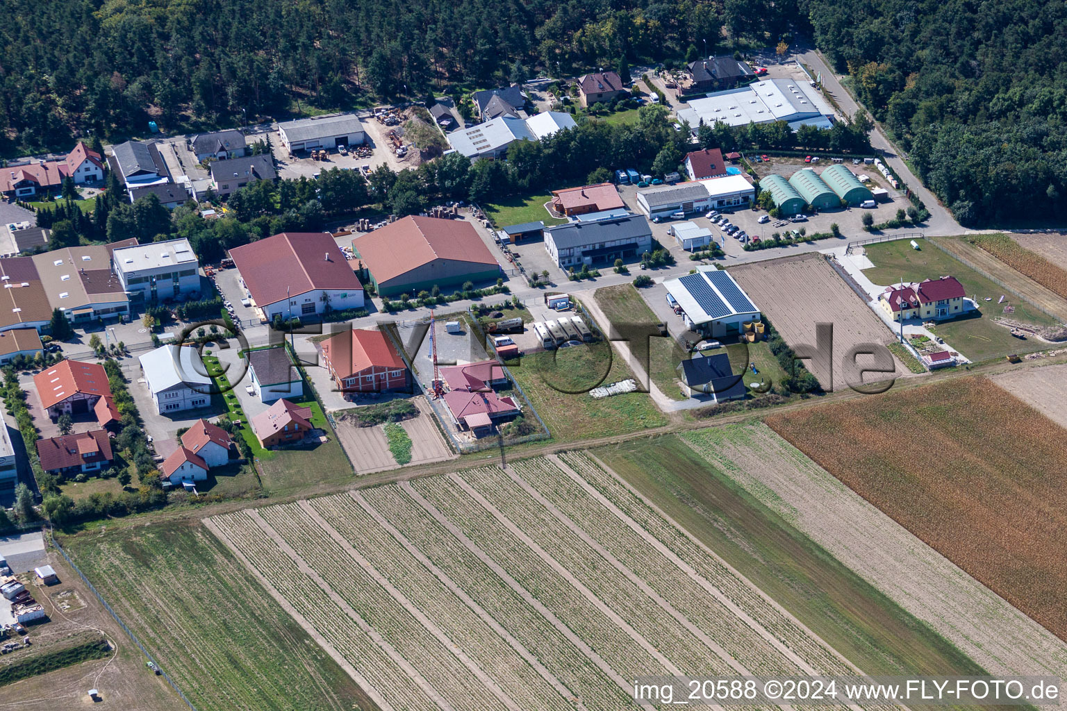 Vue aérienne de Lieu de départ à Hatzenbühl dans le département Rhénanie-Palatinat, Allemagne