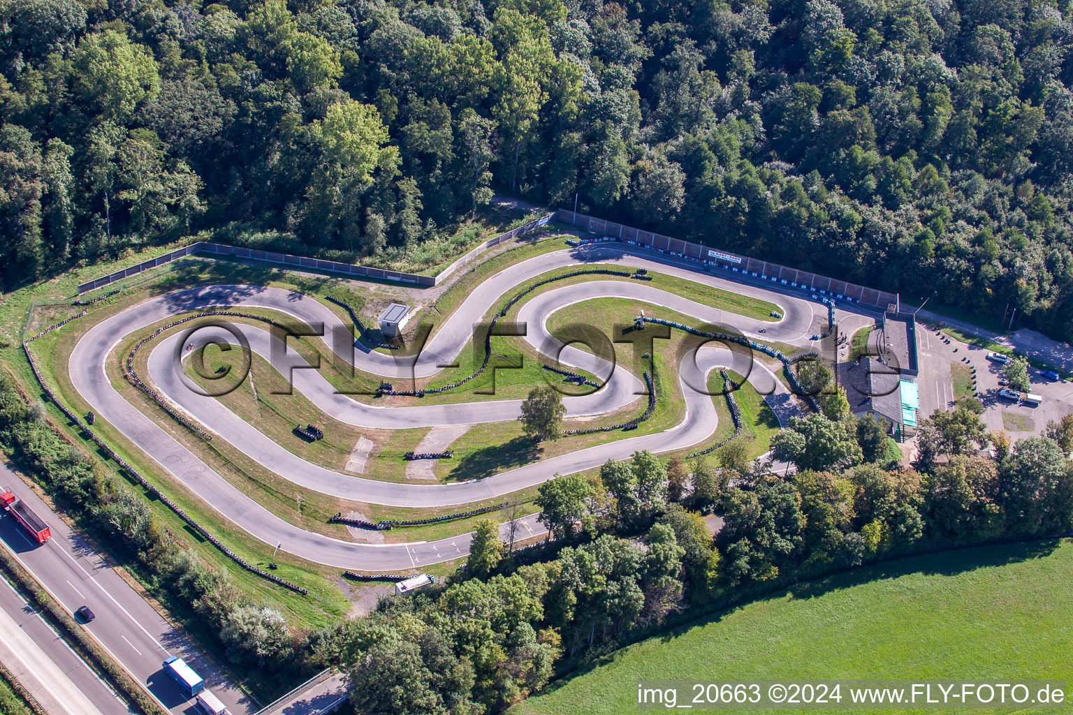 Vue aérienne de Piste de karting à le quartier Urloffen in Appenweier dans le département Bade-Wurtemberg, Allemagne