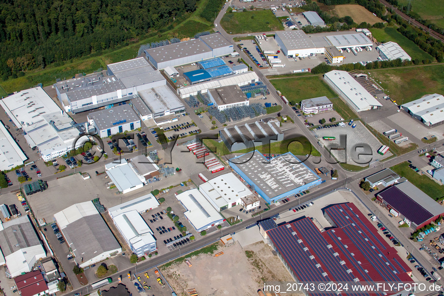 Vue d'oiseau de Zone industrielle à Appenweier dans le département Bade-Wurtemberg, Allemagne