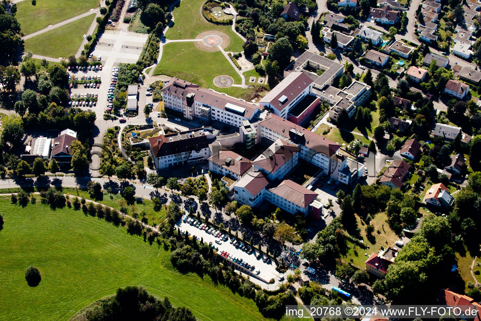 Vue aérienne de Terrain de la clinique de l'hôpital St. Josefsklinik à Offenburg dans le département Bade-Wurtemberg, Allemagne