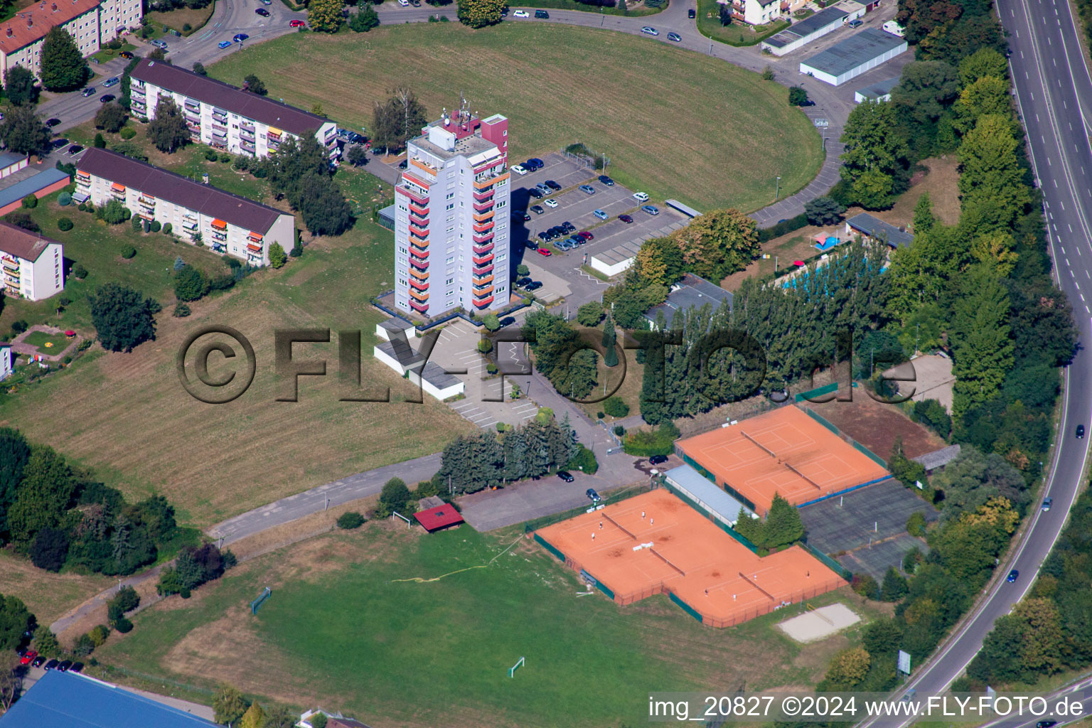 Vue aérienne de Burdastraße à le quartier Uffhofen in Offenburg dans le département Bade-Wurtemberg, Allemagne