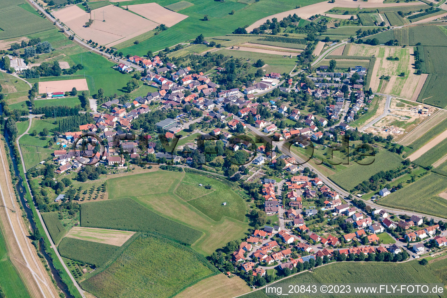 Vue aérienne de Quartier Bühl in Offenburg dans le département Bade-Wurtemberg, Allemagne