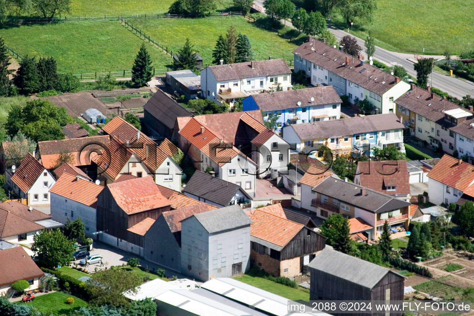 Enregistrement par drone de Quartier Minderslachen in Kandel dans le département Rhénanie-Palatinat, Allemagne