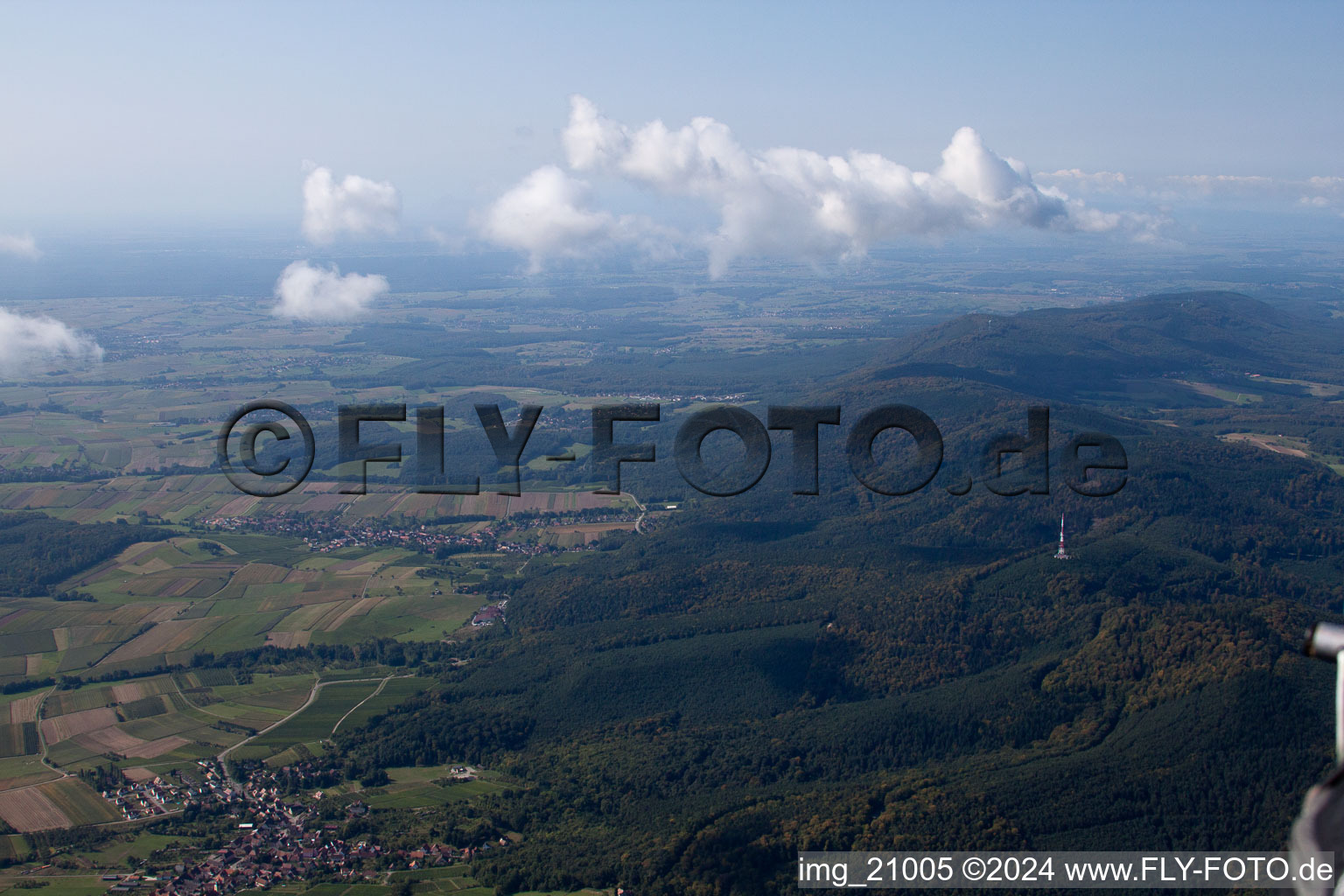 Vue d'oiseau de Cleebourg dans le département Bas Rhin, France