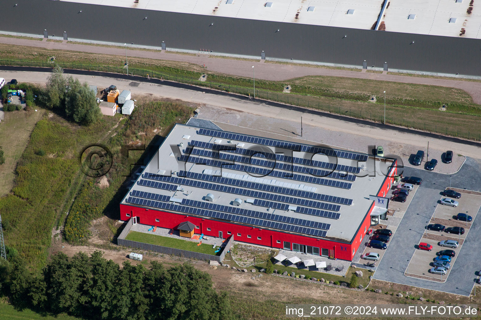 Vue aérienne de Univers de remise en forme de Bienwald à le quartier Minderslachen in Kandel dans le département Rhénanie-Palatinat, Allemagne