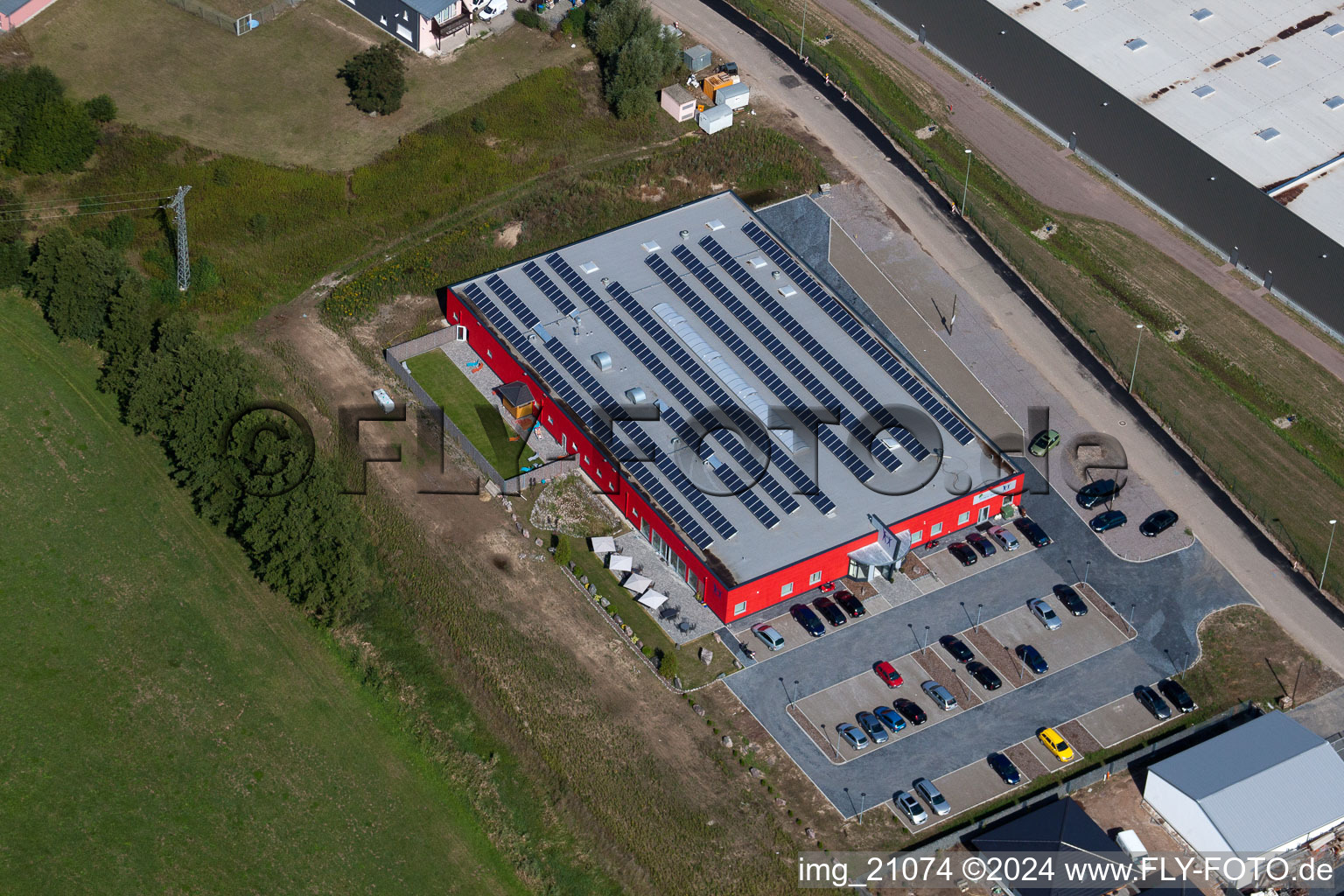 Vue aérienne de Univers de remise en forme de Bienwald à le quartier Minderslachen in Kandel dans le département Rhénanie-Palatinat, Allemagne