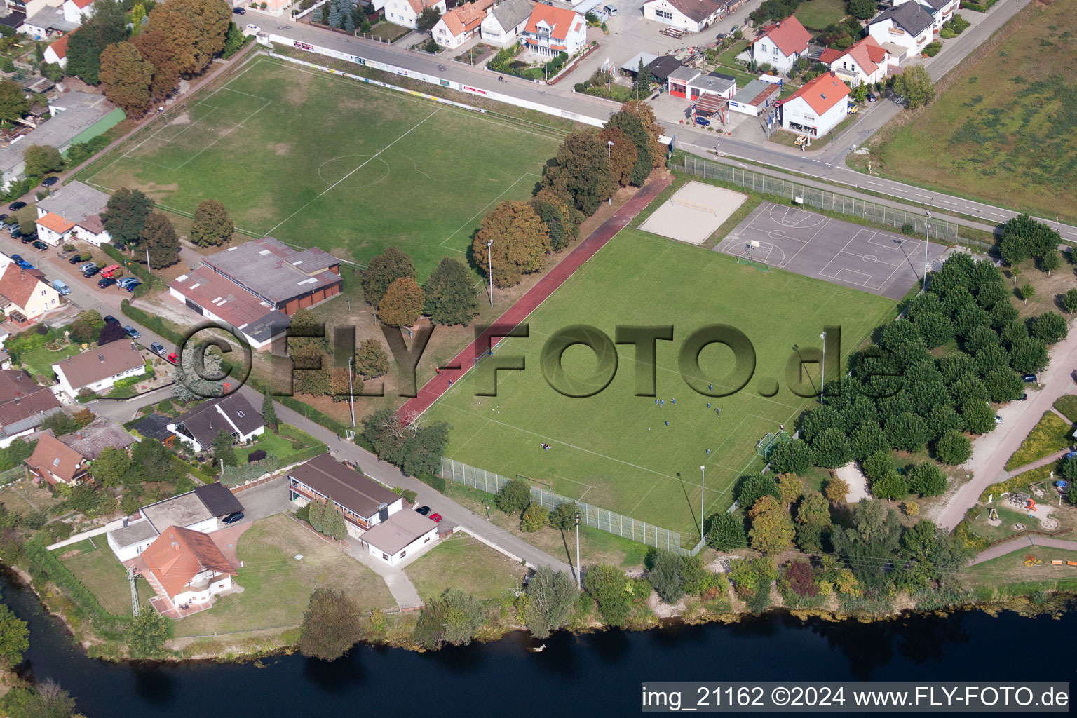 Image drone de Leimersheim dans le département Rhénanie-Palatinat, Allemagne