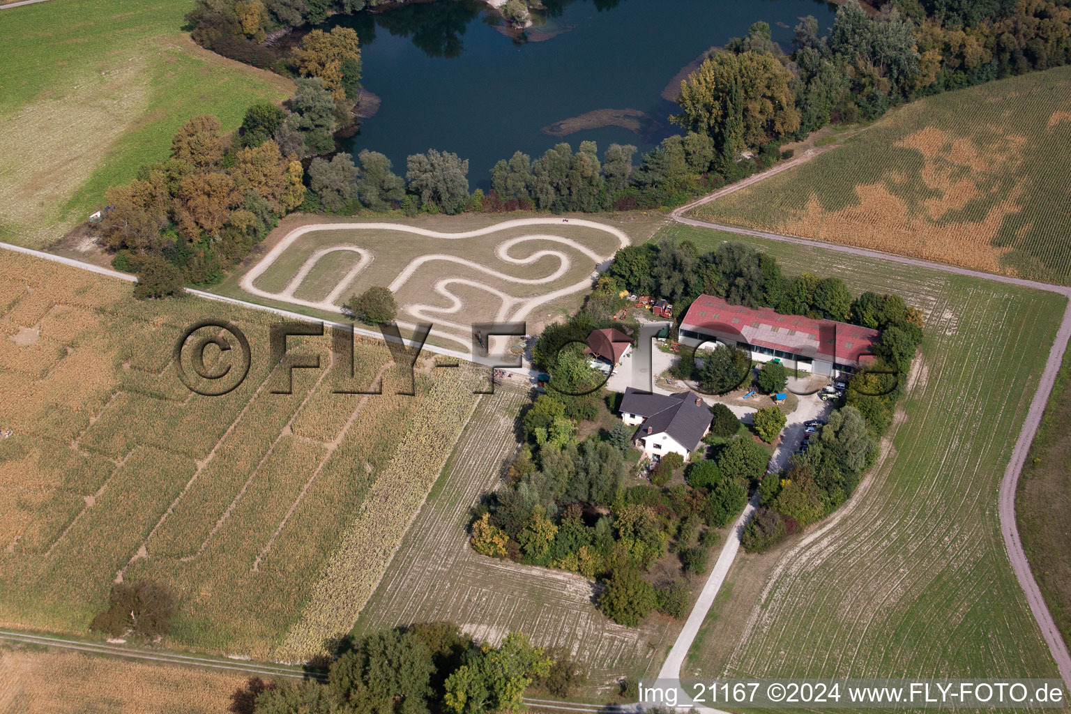 Vue aérienne de Leimersheim dans le département Rhénanie-Palatinat, Allemagne