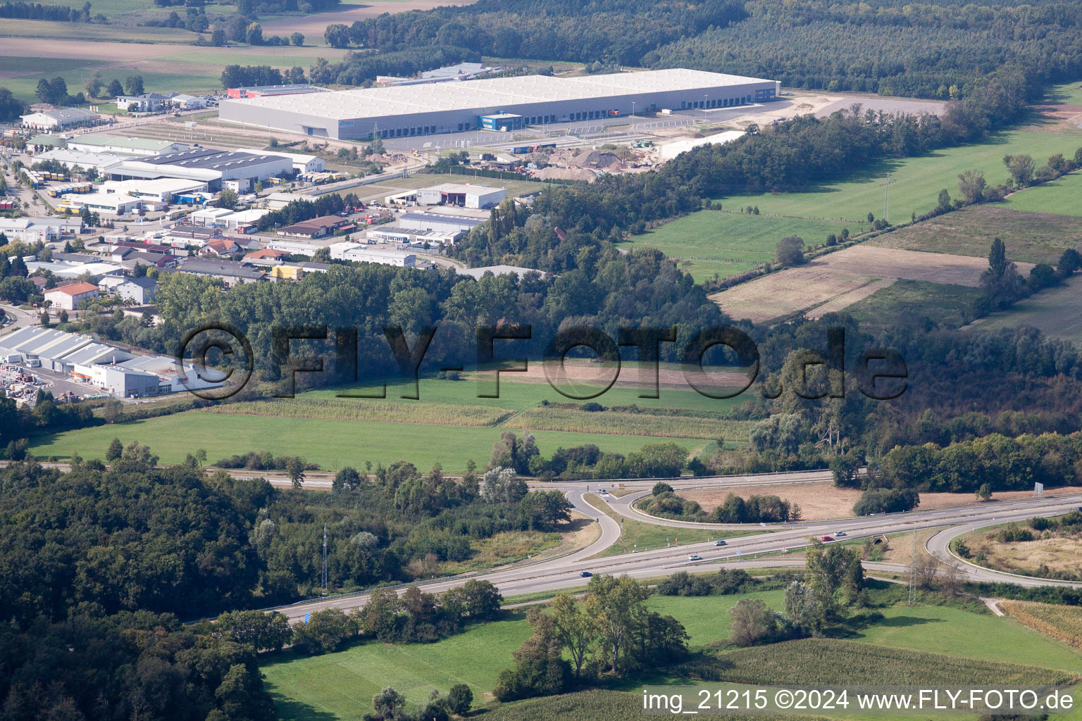 Vue oblique de Centre logistique de coïncidence à le quartier Minderslachen in Kandel dans le département Rhénanie-Palatinat, Allemagne