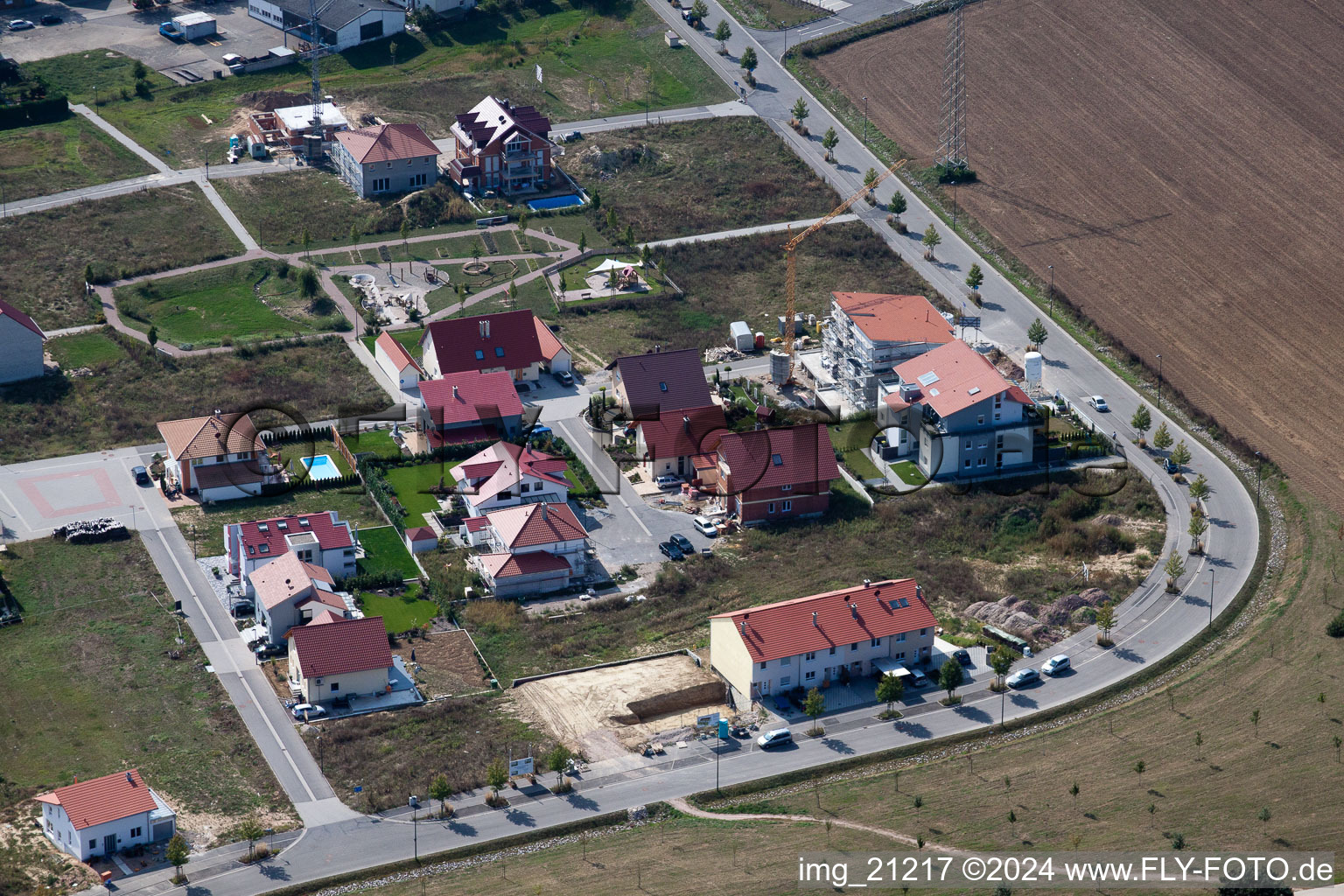 Chemin élevé à Kandel dans le département Rhénanie-Palatinat, Allemagne depuis l'avion