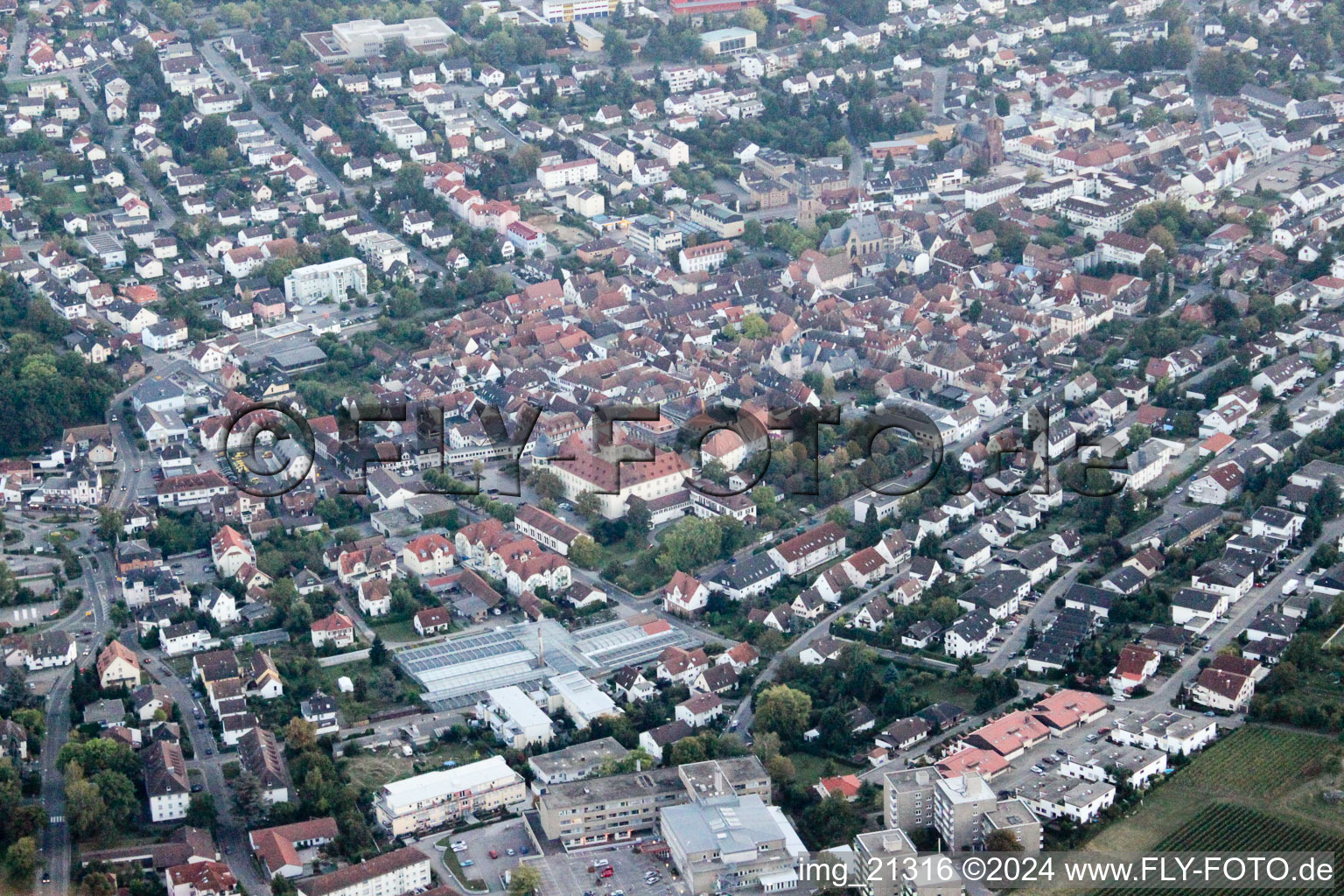 Enregistrement par drone de Bad Bergzabern dans le département Rhénanie-Palatinat, Allemagne