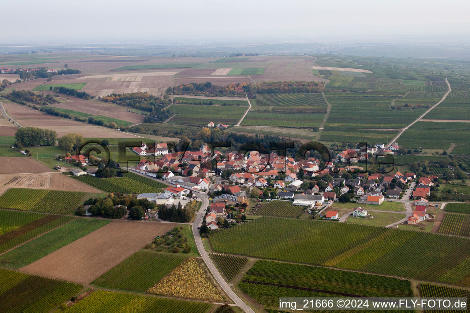 Eppelsheim dans le département Rhénanie-Palatinat, Allemagne d'un drone