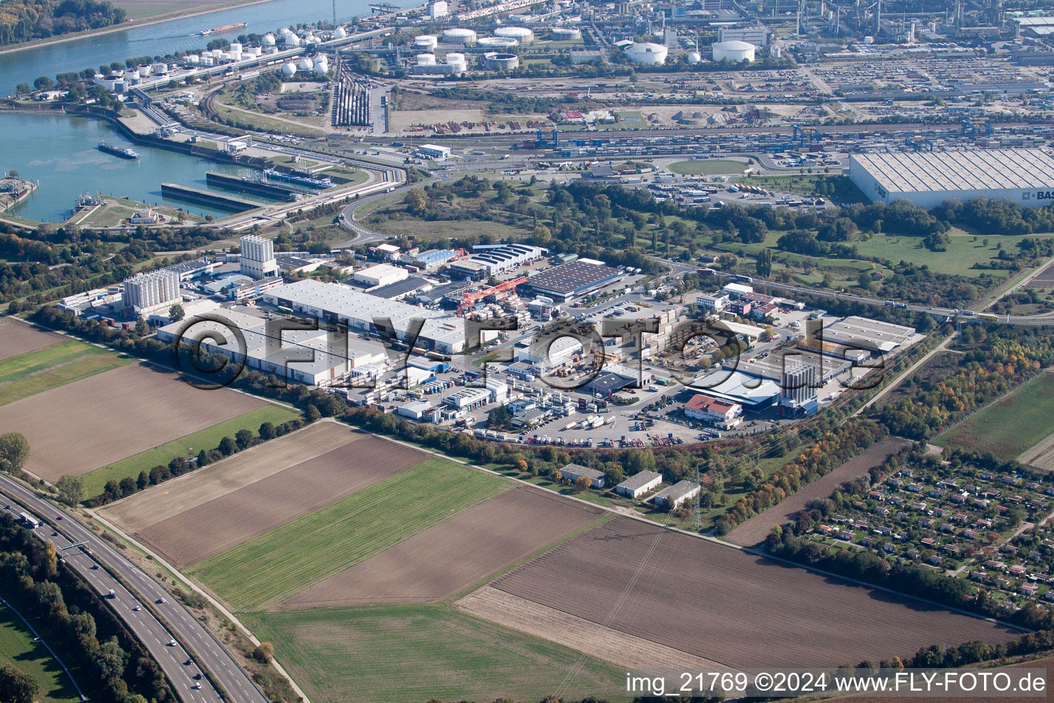 Photographie aérienne de BASF à le quartier Pfingstweide in Ludwigshafen am Rhein dans le département Rhénanie-Palatinat, Allemagne