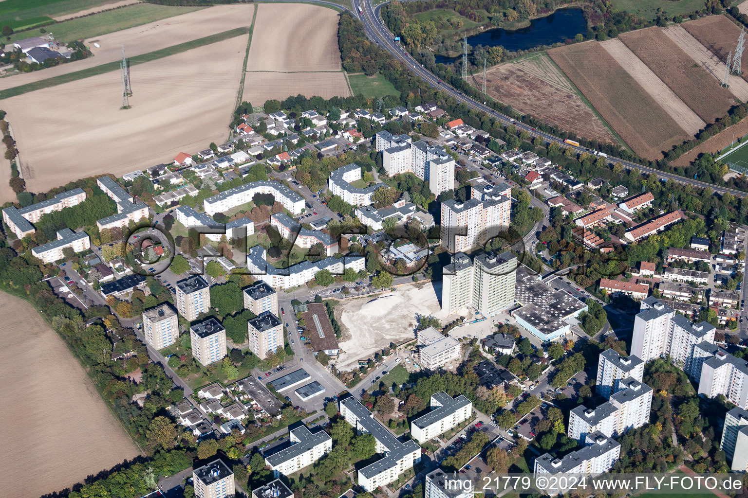 Vue aérienne de Quartier de Notwende, ring de Londres à le quartier Pfingstweide in Ludwigshafen am Rhein dans le département Rhénanie-Palatinat, Allemagne