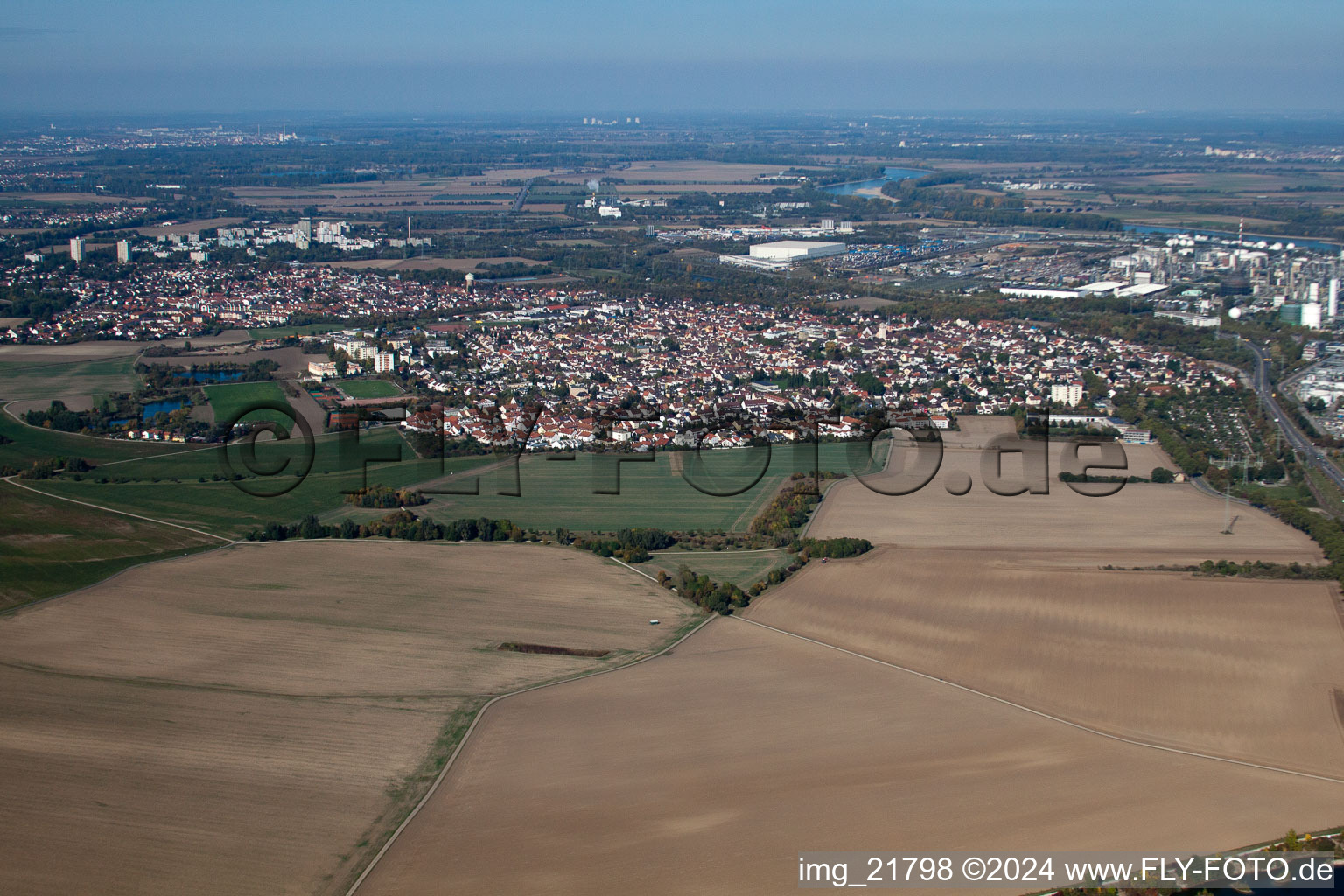 Quartier Oppau in Ludwigshafen am Rhein dans le département Rhénanie-Palatinat, Allemagne vue d'en haut