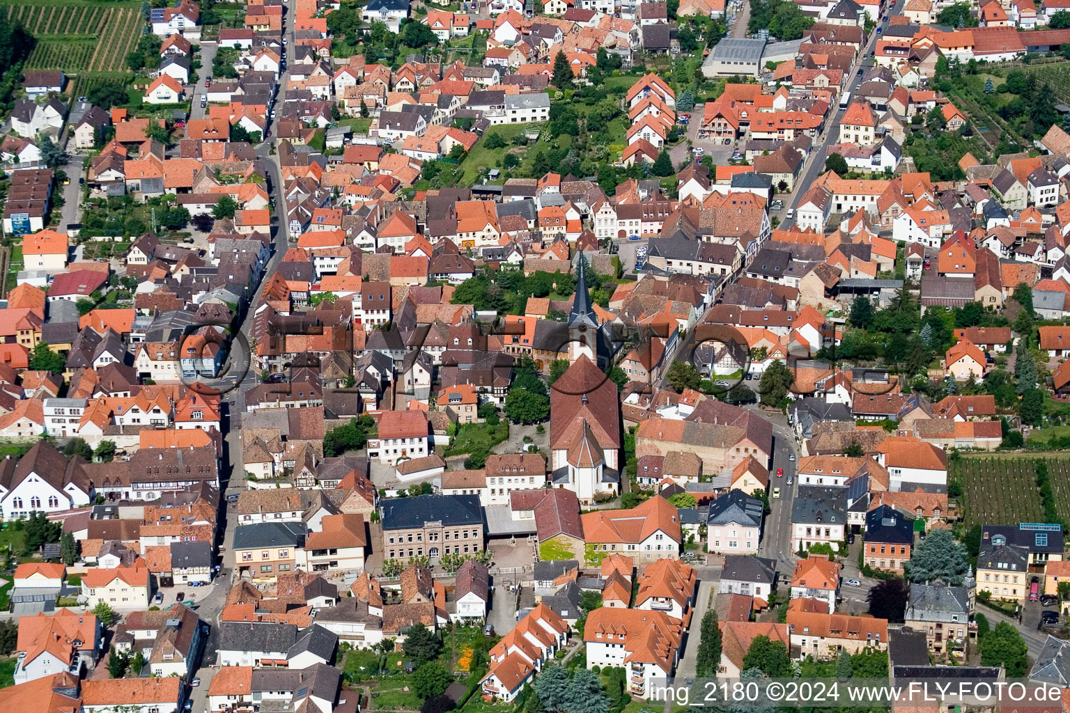 Maikammer dans le département Rhénanie-Palatinat, Allemagne d'en haut