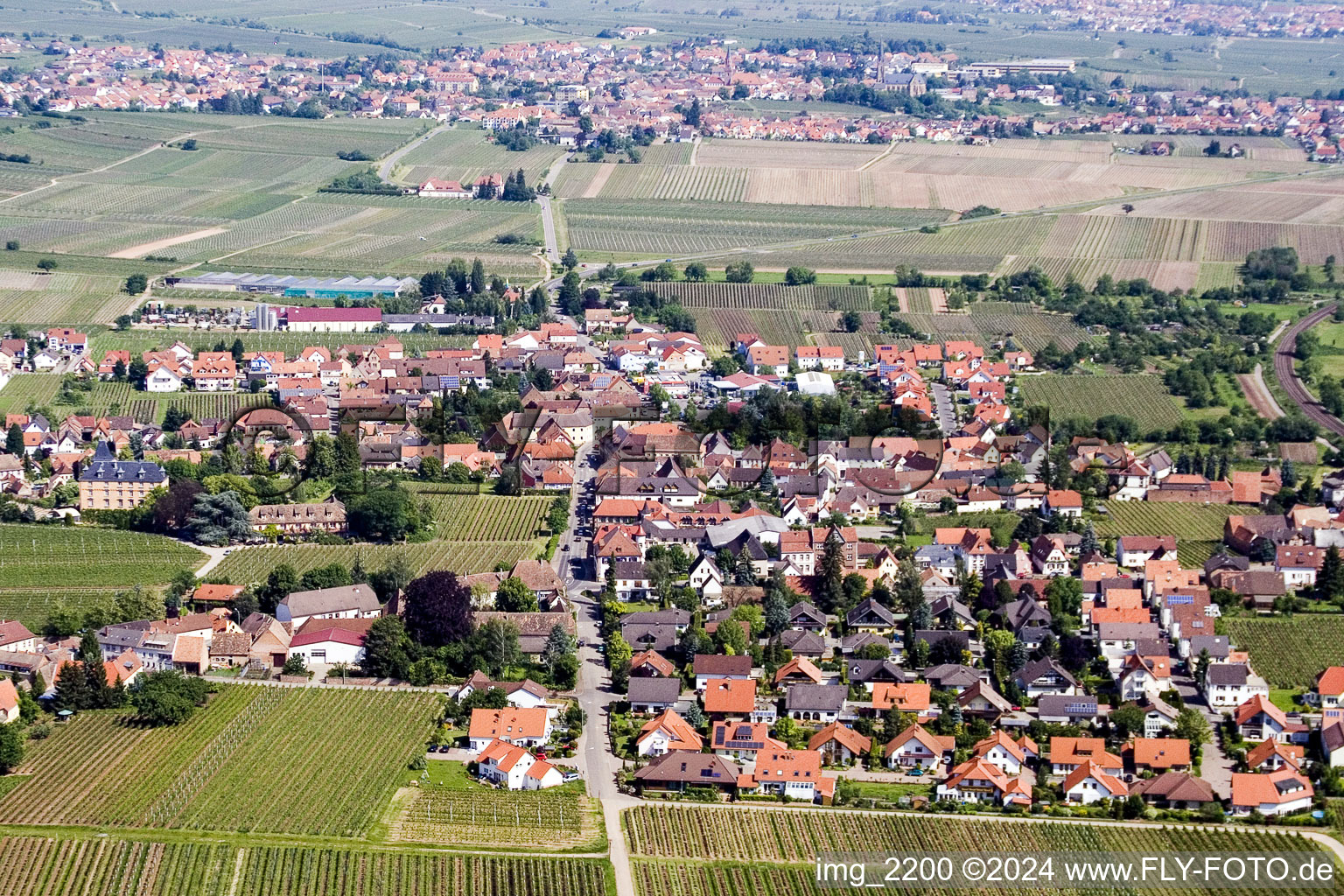 Edesheim dans le département Rhénanie-Palatinat, Allemagne vue d'en haut