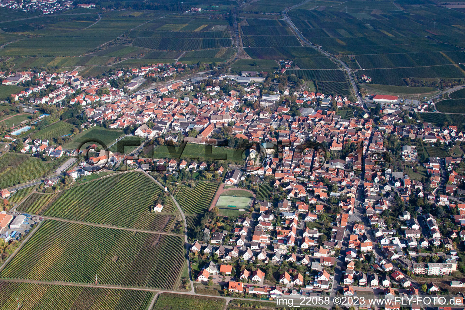 Quartier Mußbach in Neustadt an der Weinstraße dans le département Rhénanie-Palatinat, Allemagne vue d'en haut