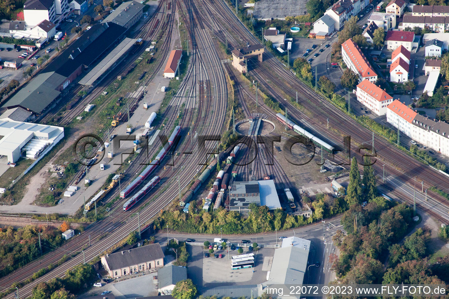 Vue aérienne de Triangle de piste à Neustadt an der Weinstraße dans le département Rhénanie-Palatinat, Allemagne