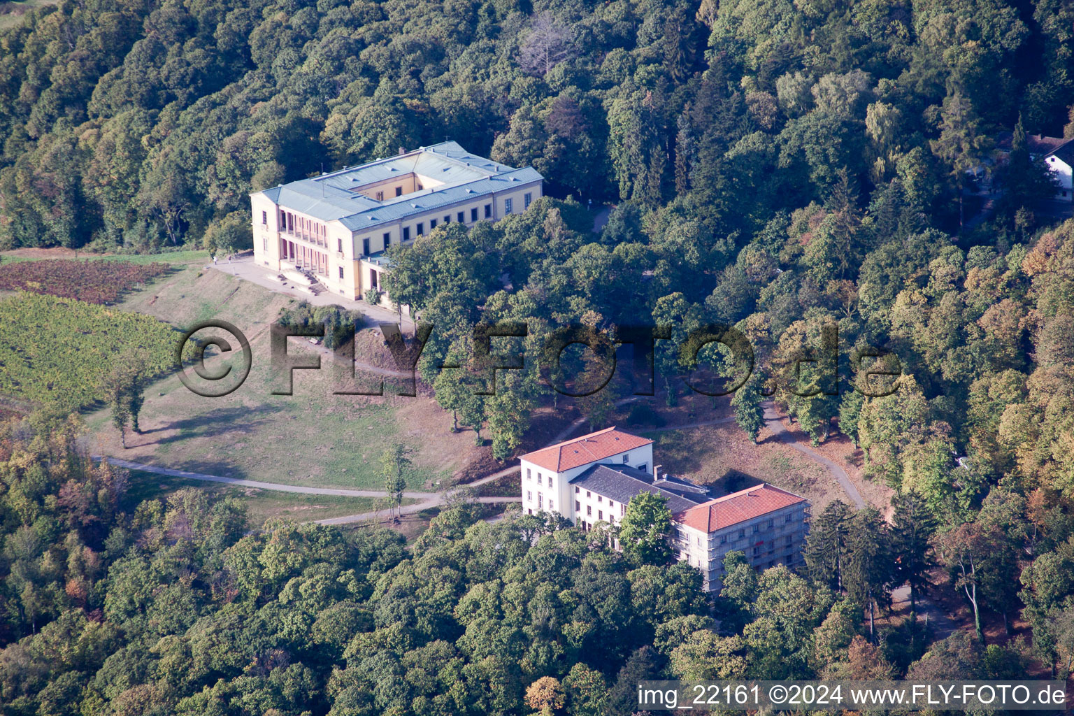 Enregistrement par drone de Rhodt unter Rietburg dans le département Rhénanie-Palatinat, Allemagne