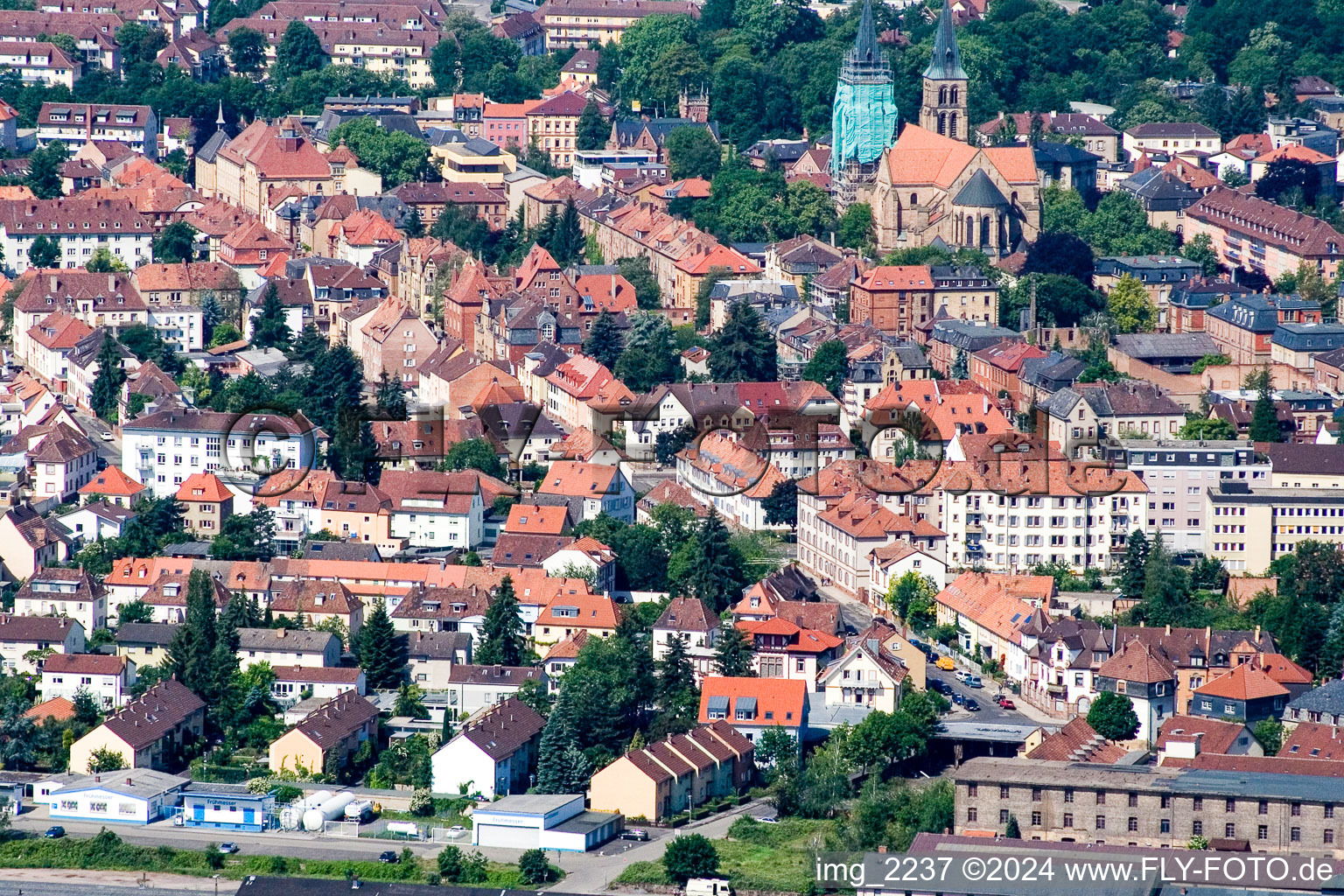 Vue aérienne de De l'est à Landau in der Pfalz dans le département Rhénanie-Palatinat, Allemagne