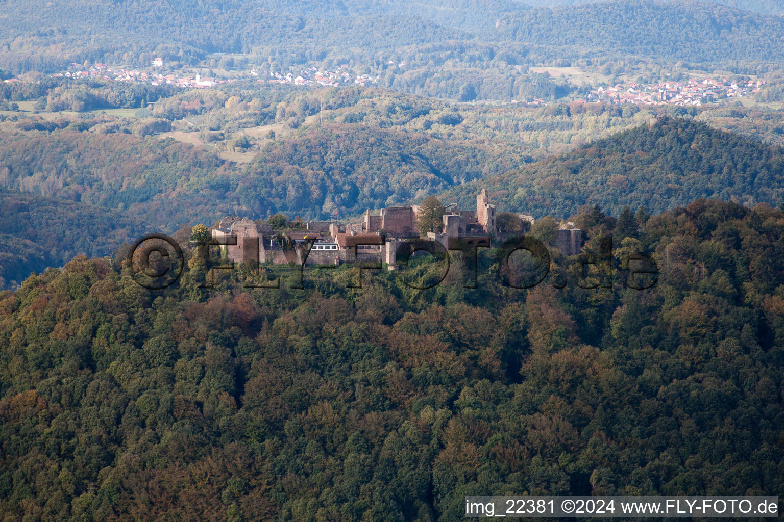 Eschbach dans le département Rhénanie-Palatinat, Allemagne depuis l'avion