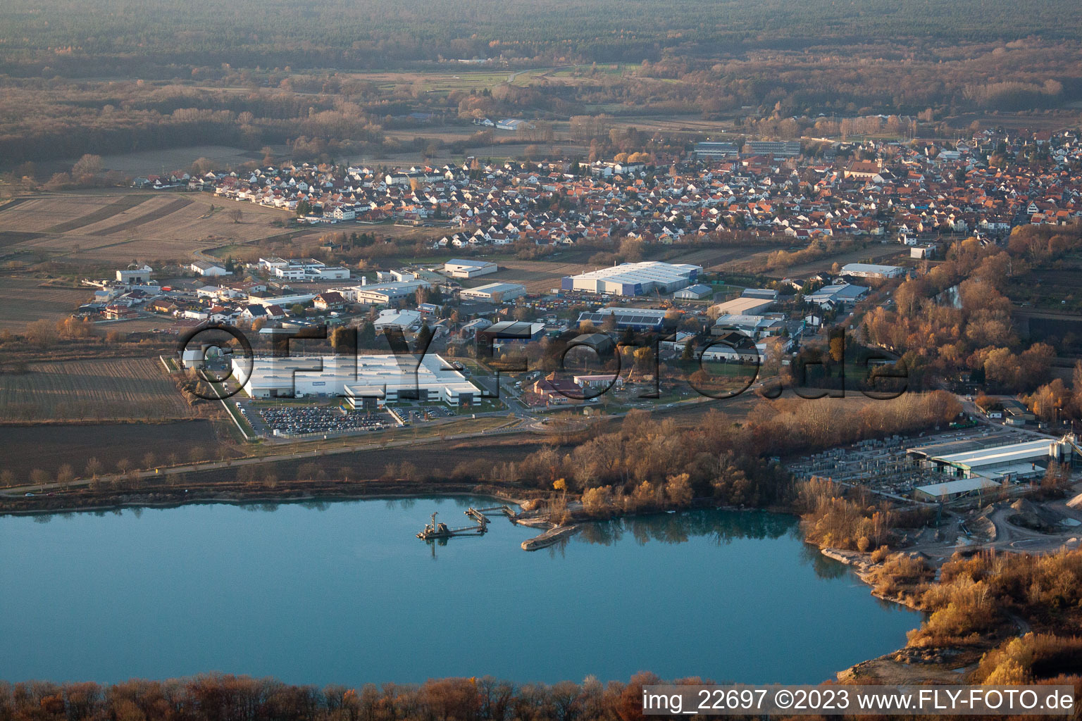 Vue aérienne de De l'est à Hagenbach dans le département Rhénanie-Palatinat, Allemagne