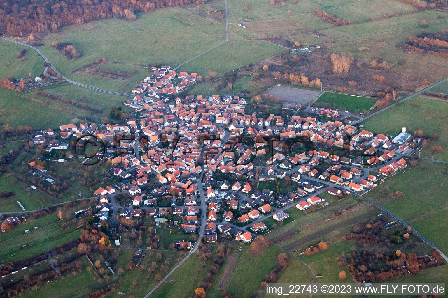 Quartier Büchelberg in Wörth am Rhein dans le département Rhénanie-Palatinat, Allemagne vu d'un drone