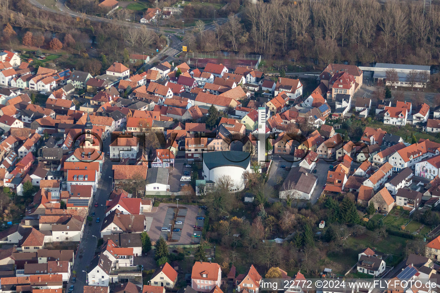 Wörth am Rhein dans le département Rhénanie-Palatinat, Allemagne d'en haut