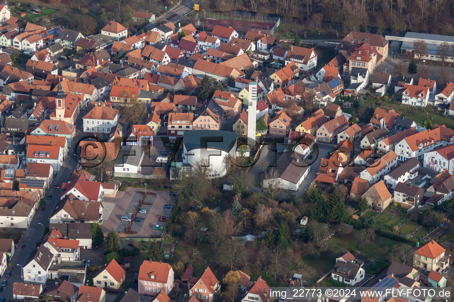 Wörth am Rhein dans le département Rhénanie-Palatinat, Allemagne hors des airs