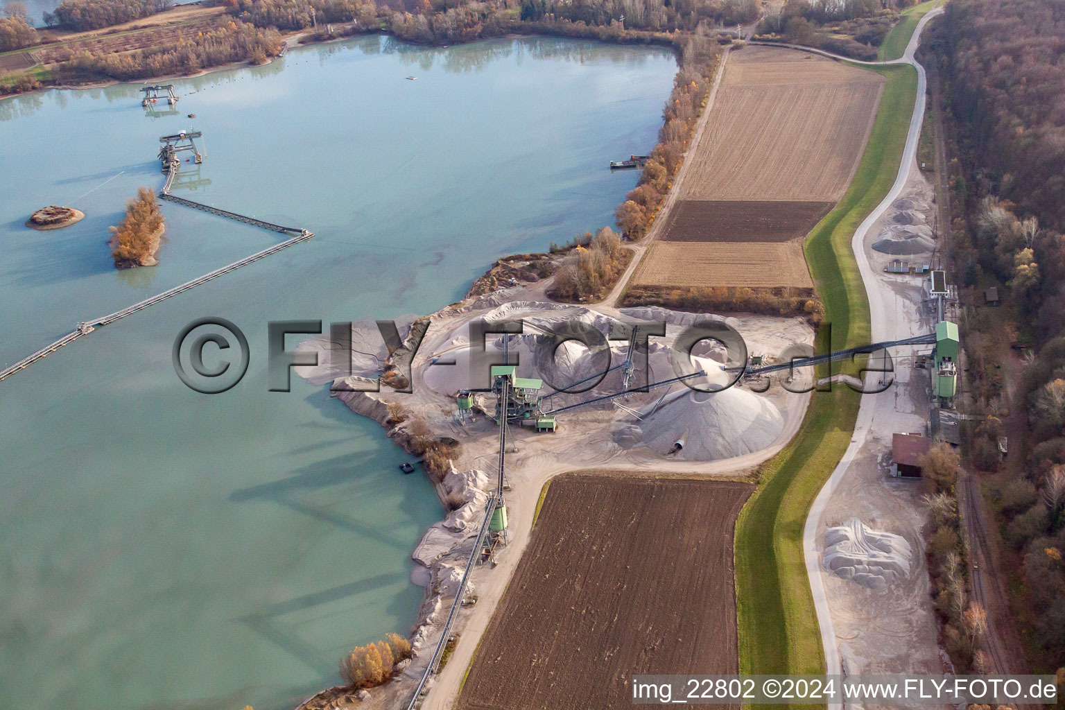 Quartier Neuburg in Neuburg am Rhein dans le département Rhénanie-Palatinat, Allemagne d'un drone