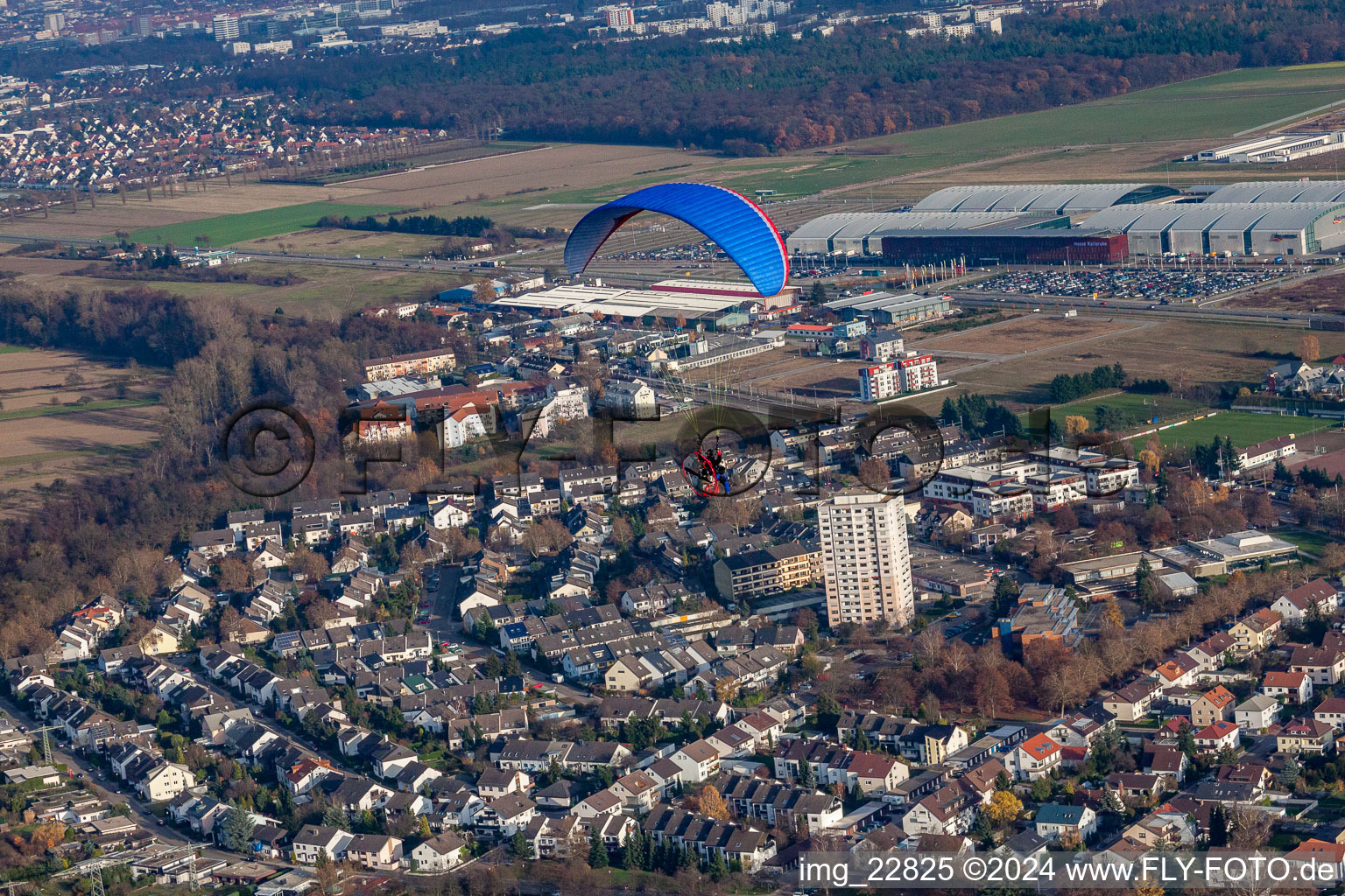 Quartier Forchheim in Rheinstetten dans le département Bade-Wurtemberg, Allemagne d'un drone