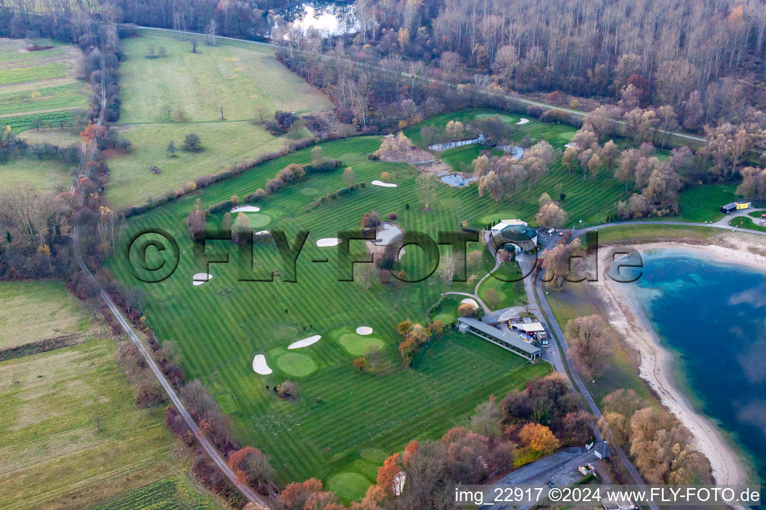 Vue aérienne de Club de golf Altrhein eV à le quartier Ottersdorf in Rastatt dans le département Bade-Wurtemberg, Allemagne