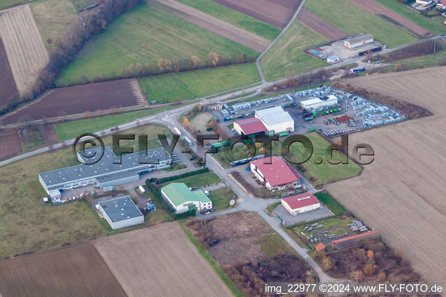 Vue oblique de Scheibenhardt, production pétrolière à Scheibenhard dans le département Bas Rhin, France