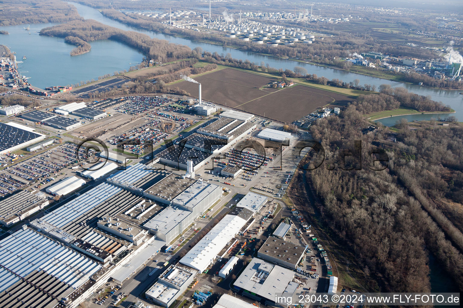 Quartier Maximiliansau in Wörth am Rhein dans le département Rhénanie-Palatinat, Allemagne vue d'en haut