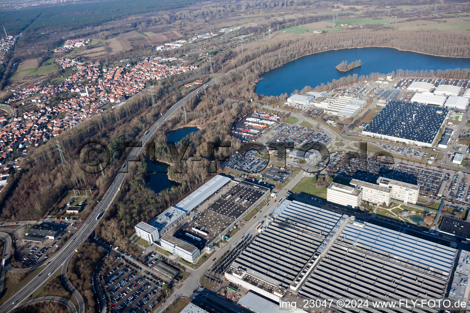 Enregistrement par drone de Quartier Maximiliansau in Wörth am Rhein dans le département Rhénanie-Palatinat, Allemagne