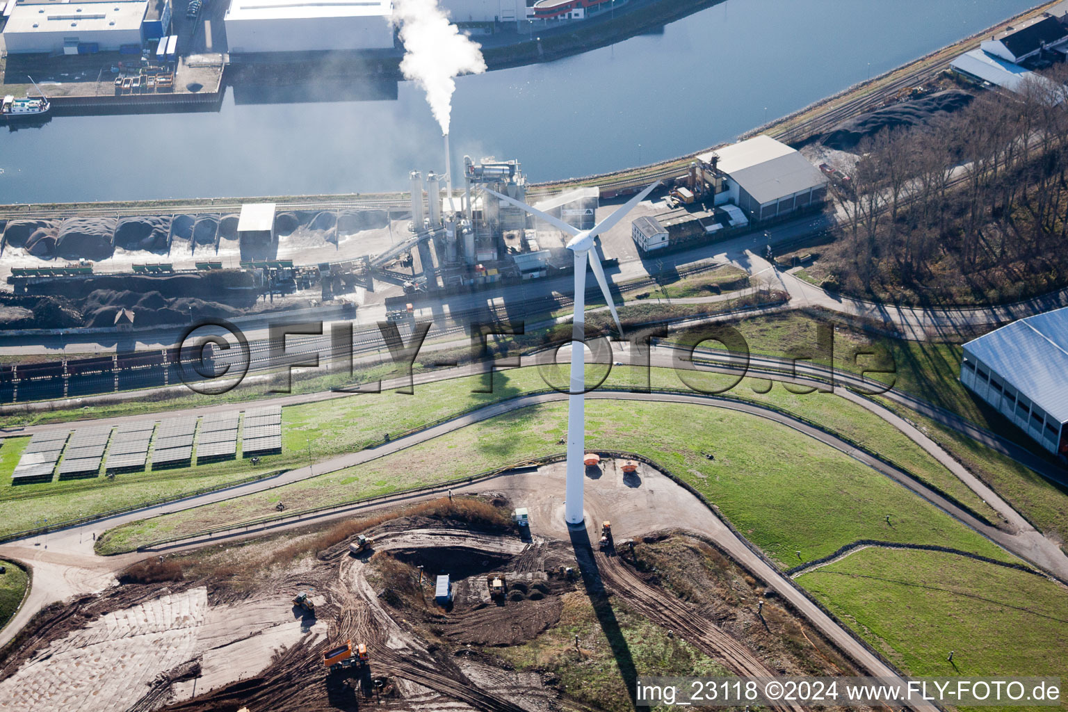 Quartier Rheinhafen in Karlsruhe dans le département Bade-Wurtemberg, Allemagne du point de vue du drone