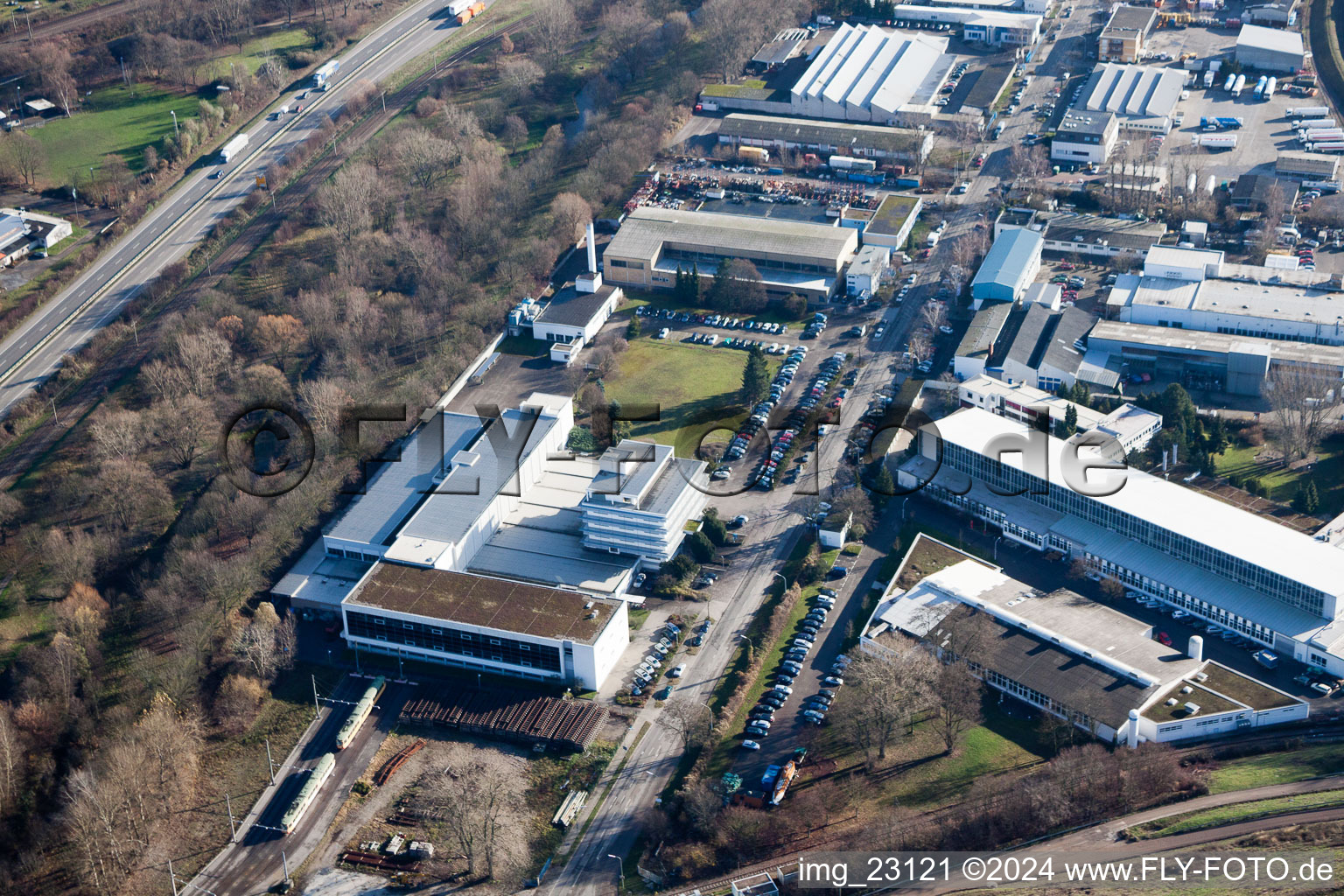 Quartier Knielingen in Karlsruhe dans le département Bade-Wurtemberg, Allemagne vue du ciel